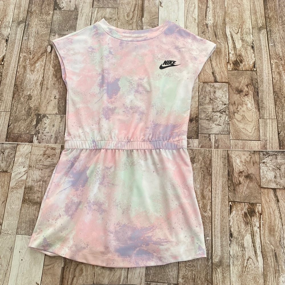 Nike - Sky Dye Knit Dress - Size S  4-5 Years Old